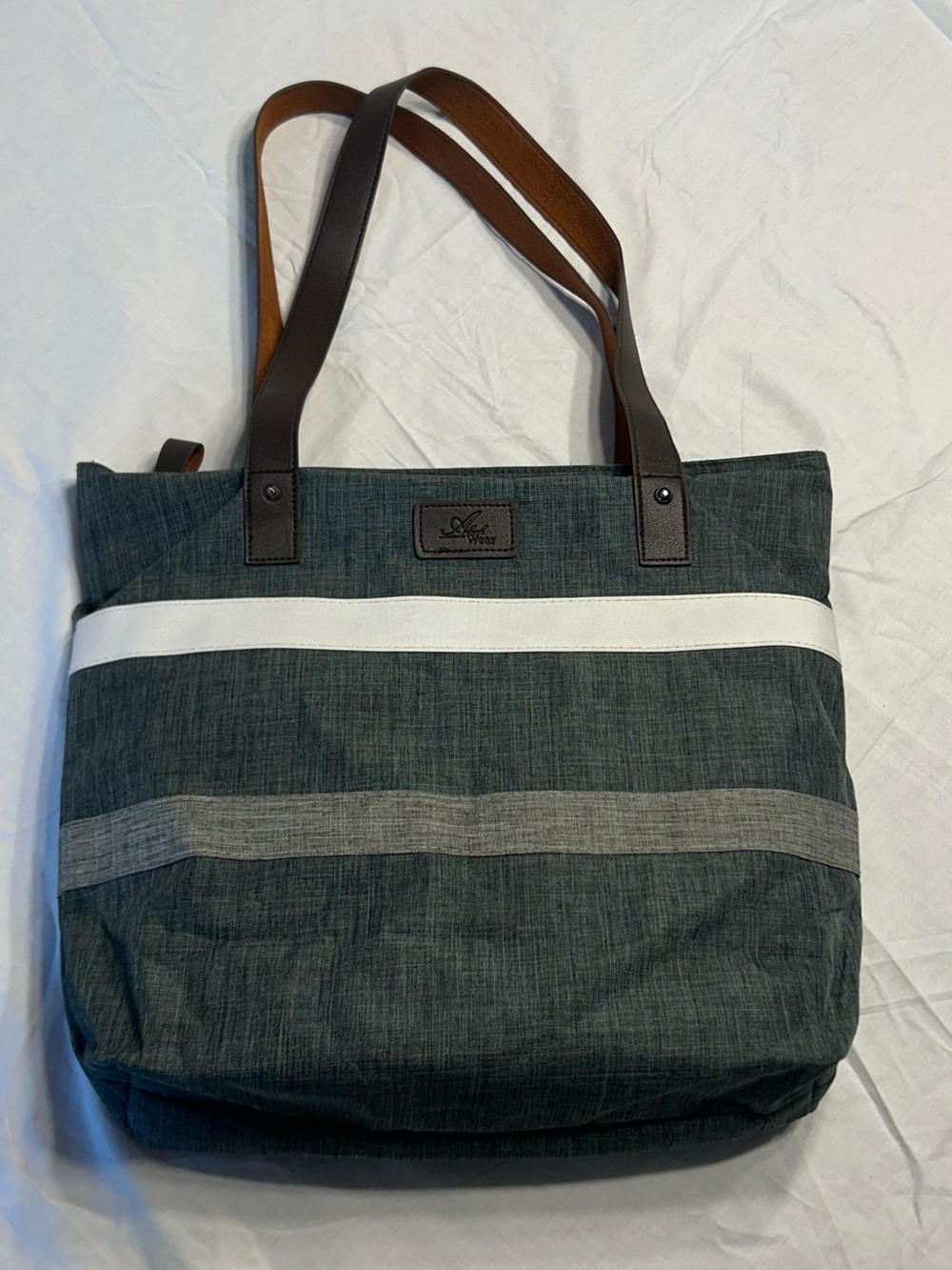 Aleah Women Wear Shoulder Tote Bag